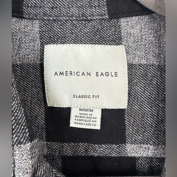 American Eagle Mens Medium Flannel Shirt Black Gray Plaid Button Front LS - Picture 2 of 5